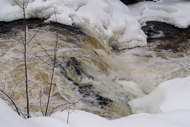 _LND6727-Falls-blog