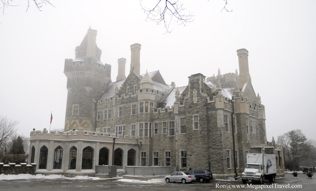 _RON5850-Casa-Loma
