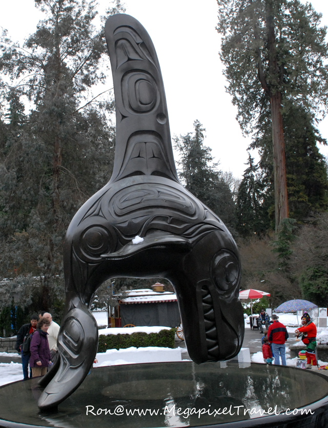 DSC_0321-statue-blog Vancouver Aquarium, Vancouver, B.C.