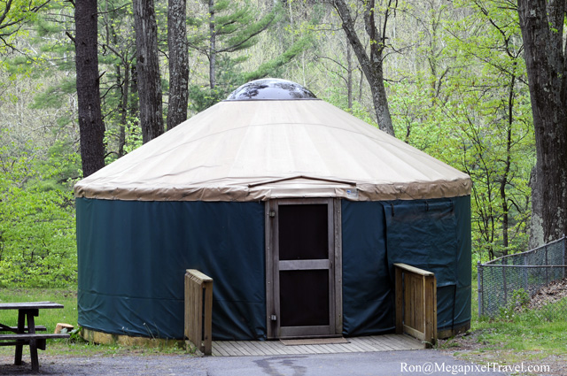 _RON9811-hut