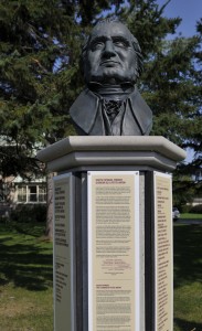 _RON4775-Papineau-bust