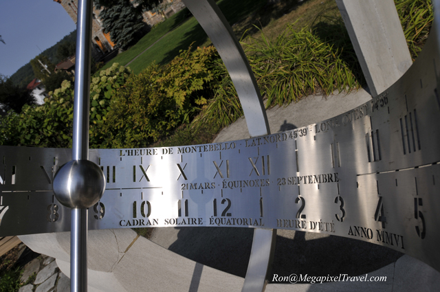 _RON4776-Modern-sundial