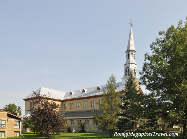 _RON4812-church